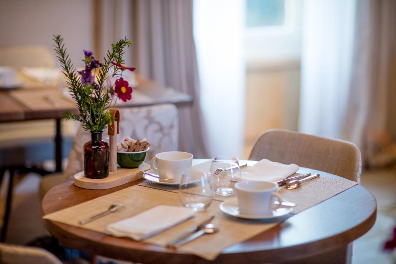 Massignac Hotel Domaine Des Etangs, Auberge Resorts Collection מראה חיצוני תמונה